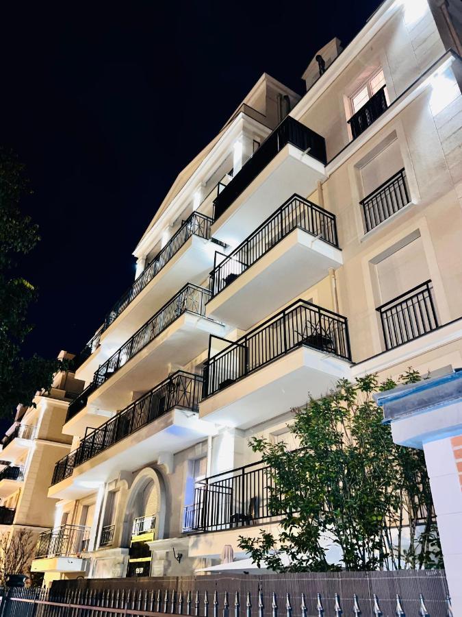 Les Residences De Djibril Le Blanc-Mesnil Buitenkant foto