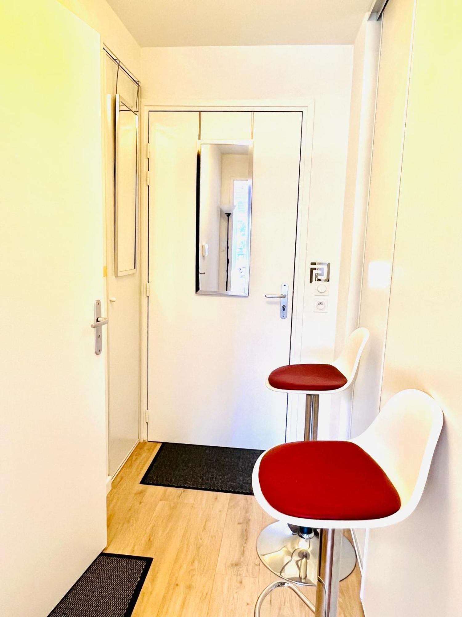 Les Residences De Djibril Le Blanc-Mesnil Buitenkant foto