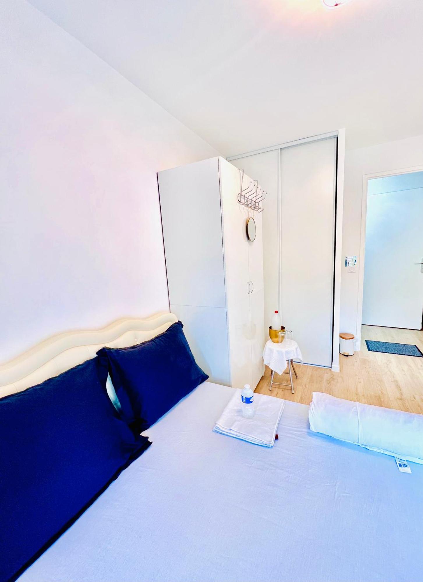 Les Residences De Djibril Le Blanc-Mesnil Buitenkant foto