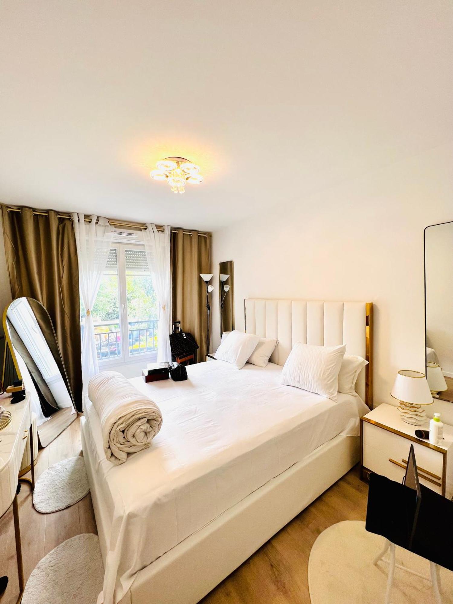 Les Residences De Djibril Le Blanc-Mesnil Buitenkant foto