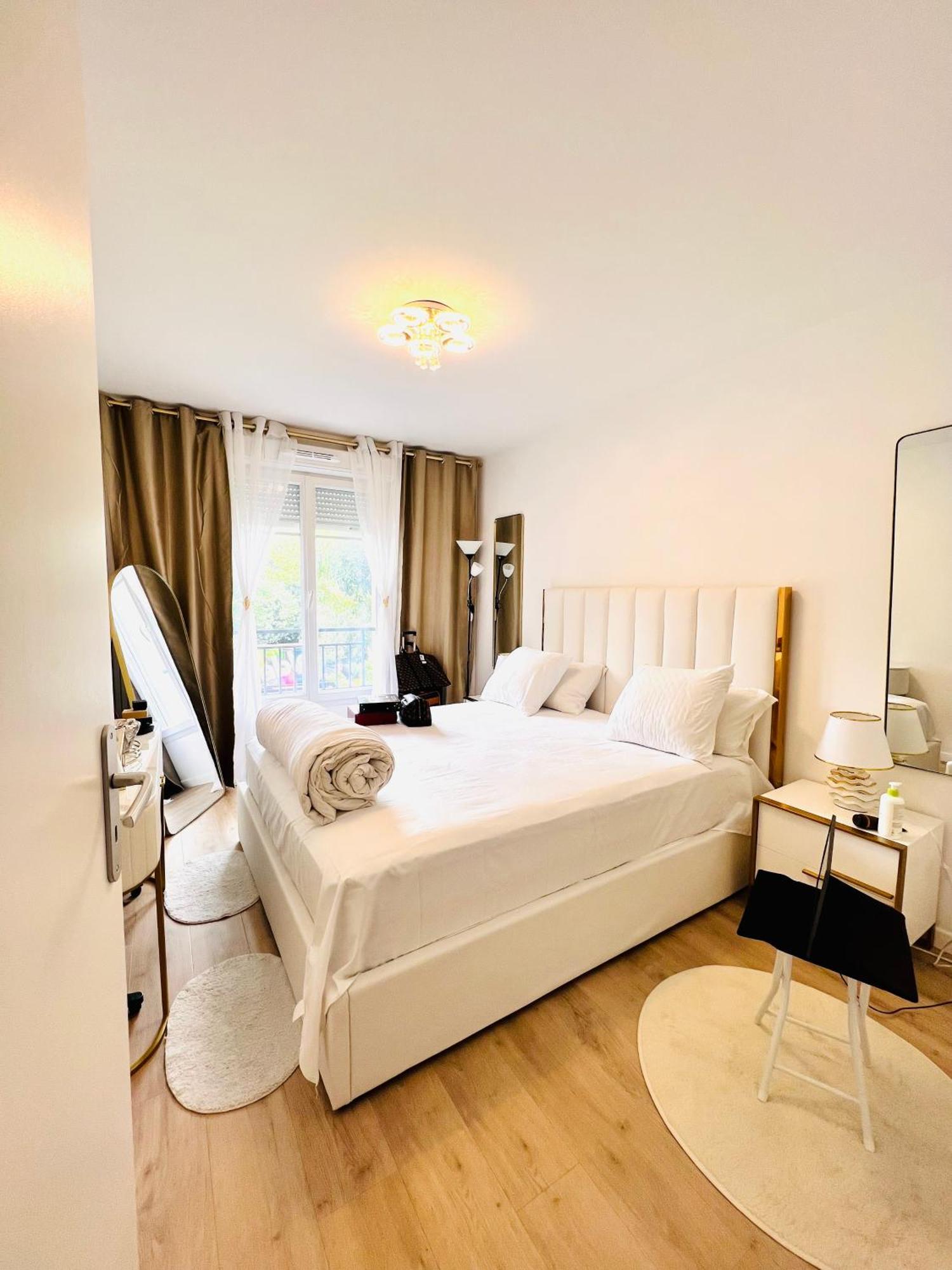 Les Residences De Djibril Le Blanc-Mesnil Buitenkant foto