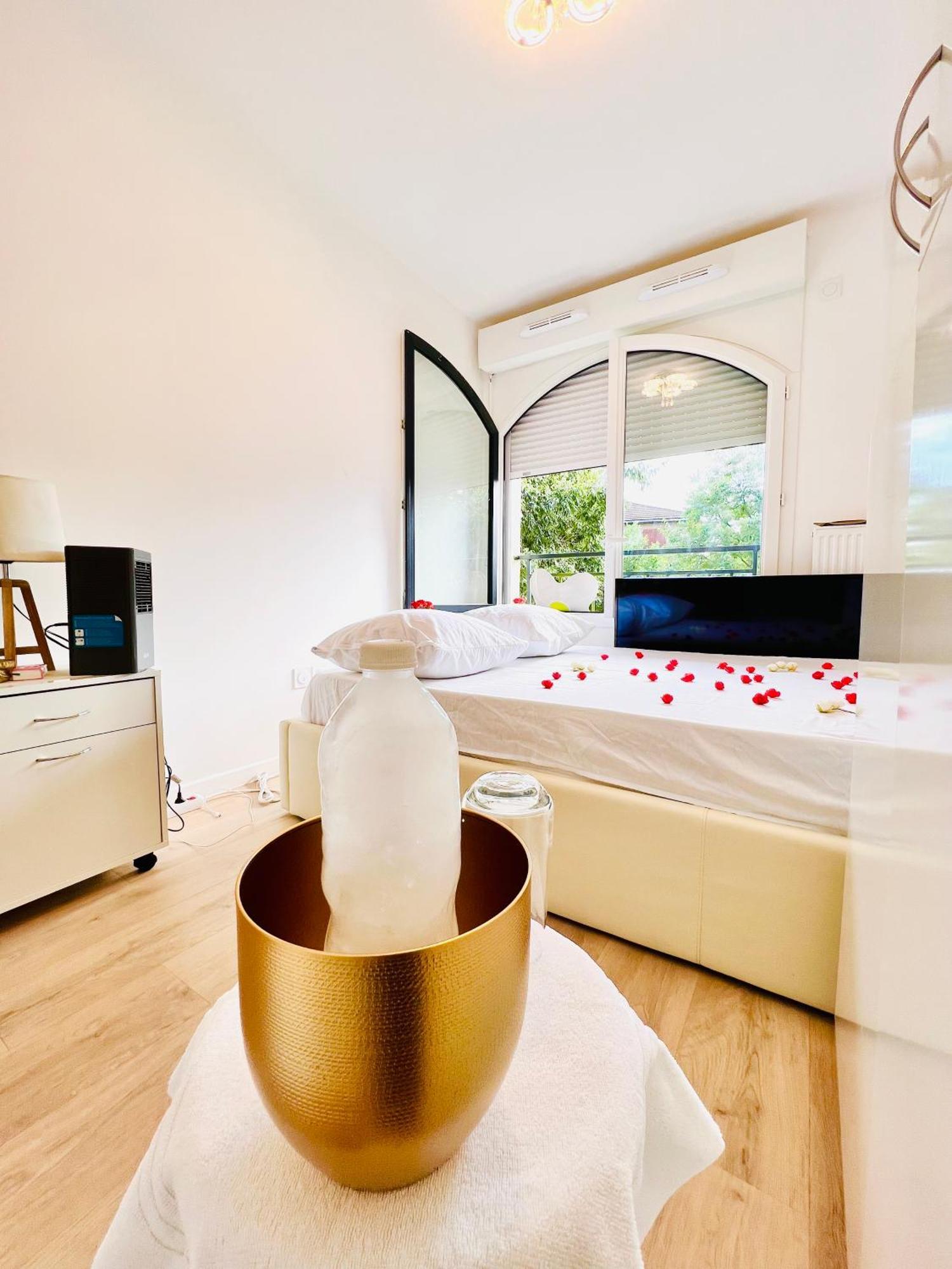 Les Residences De Djibril Le Blanc-Mesnil Buitenkant foto
