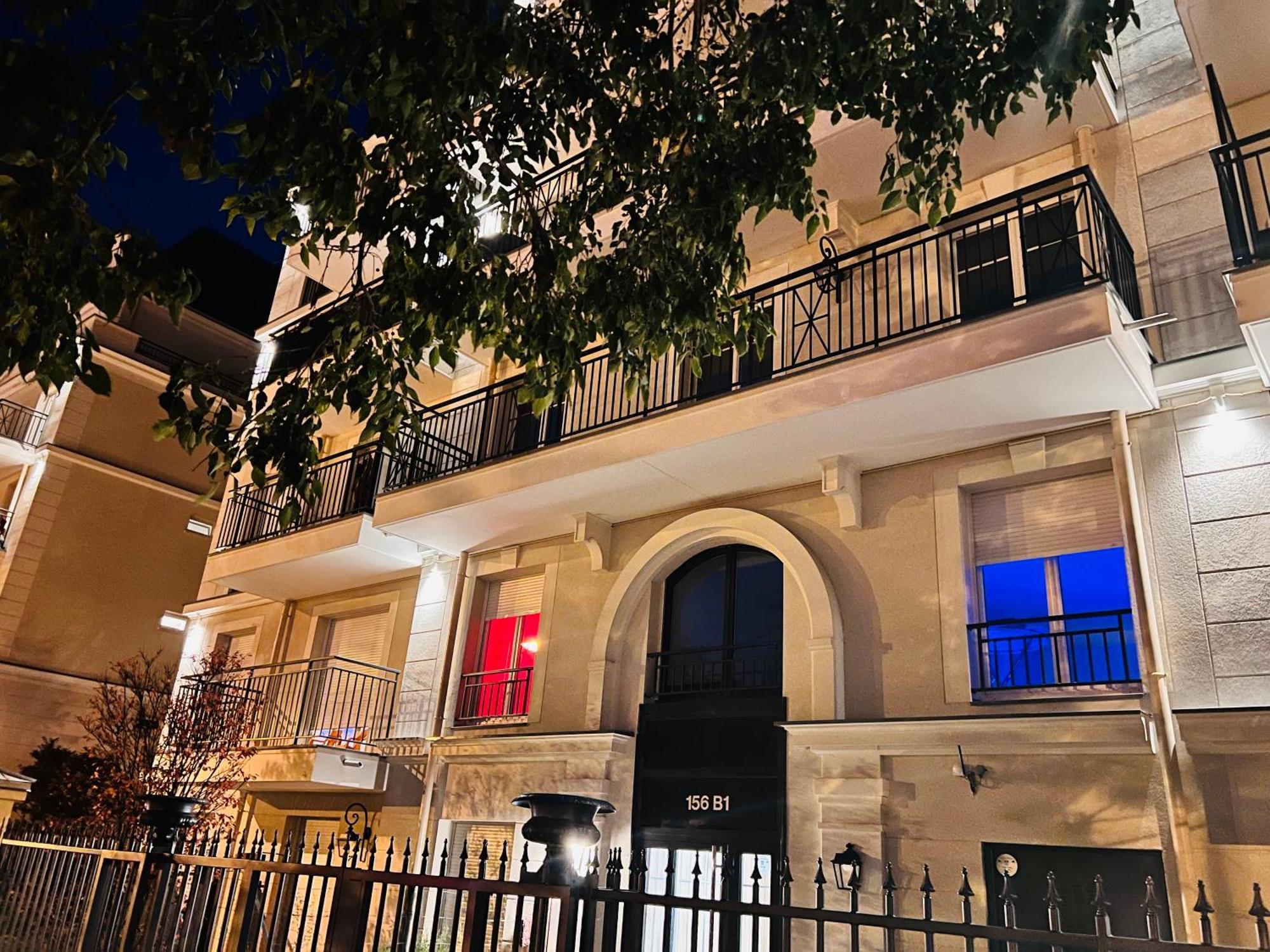 Les Residences De Djibril Le Blanc-Mesnil Buitenkant foto